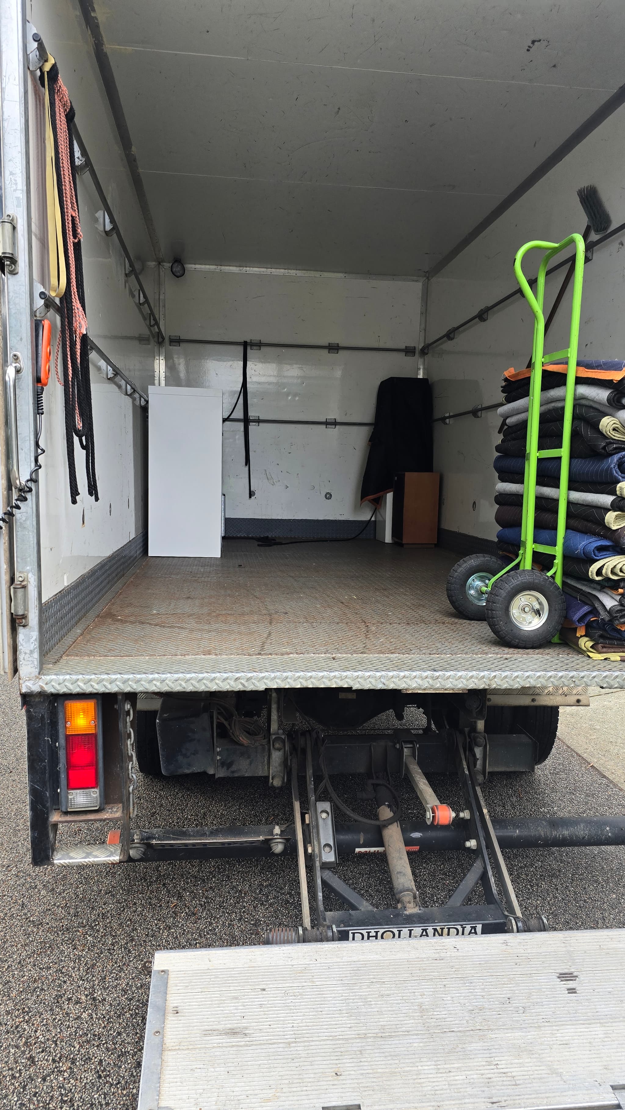 NP Movers work in Doubleview